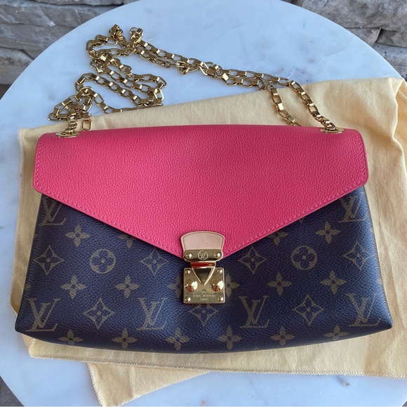 SOLD Louis Vuitton Pallas Chain Monogram Dahlia Envelope Shoulder Bag - Picture 3 of 16